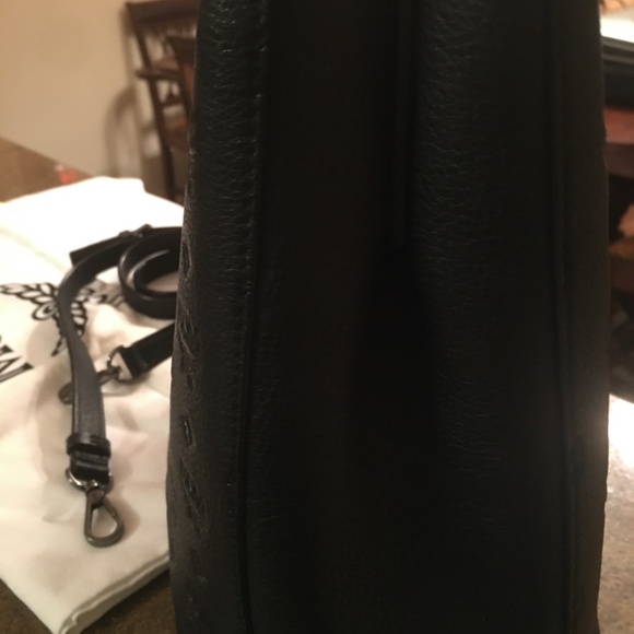 MCM KLARA BLACK MONOGRAM INCLUDES SHOULDER STRAP! - Picture 7 of 8